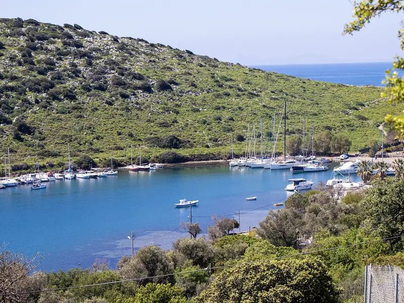 Gümüşlük bay